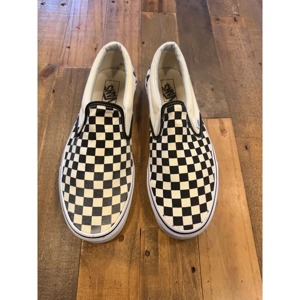 Vans Checkered Surf & Street Bundle Boardshorts + Classic Vans Like new M12 M38